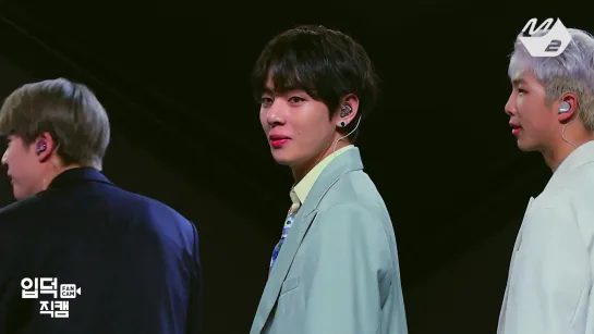 [입덕직캠] 방탄소년단 뷔 직캠 4K ‘작은 것들을 위한 시 (Boy With Luv)’ (BTS V FanCam)   @MCOUNTDOWN_2019.4.25