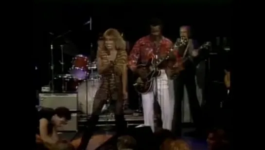 Tina Turner  Chuck Berry - Rock n roll music