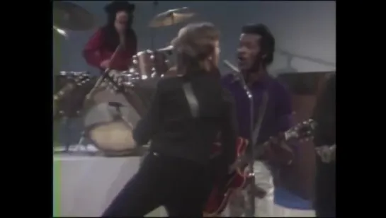 John Lennon and Chuck Berry - Johnny B Goode