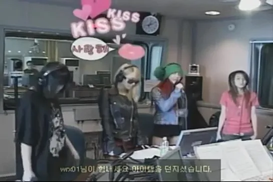 [РАДИО] 100927 2NE1 - It Hurts @ Power Time Radio