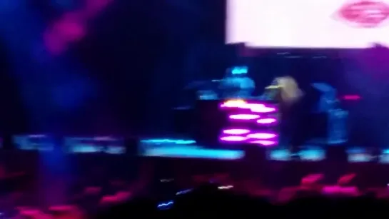 [FANCAM] 150912 CL на Maddecent Block Party в Беркли - "Come Back Home"