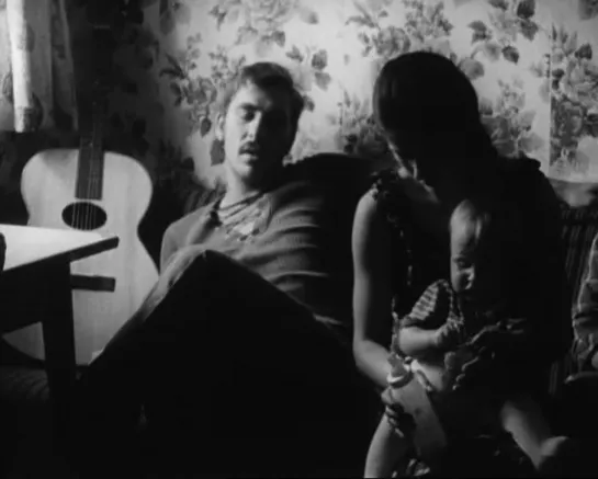 Being Gypsy / Att vara zigenare / Zigeuner sein  (Sweden, 1970) dir. Peter Nestler, Zsóka Nestler