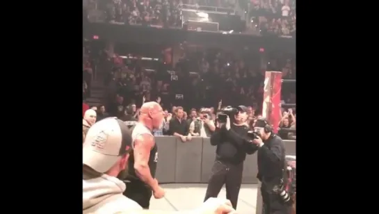 Goldberg and Undertaker Raw 23/01/2017