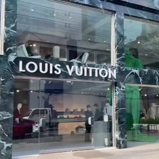 Временный магазин Louis Vuitton в SCENE SEOUL на Сонсудоне / Cr: eventplat IG