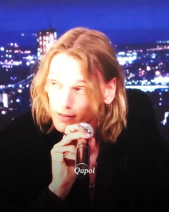 Jamie Campbell Bower | vine