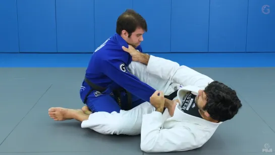 Rolles Gracie - 1 Scissor Sweep_Rolles Gracie Fundamentals_rolles e tunico