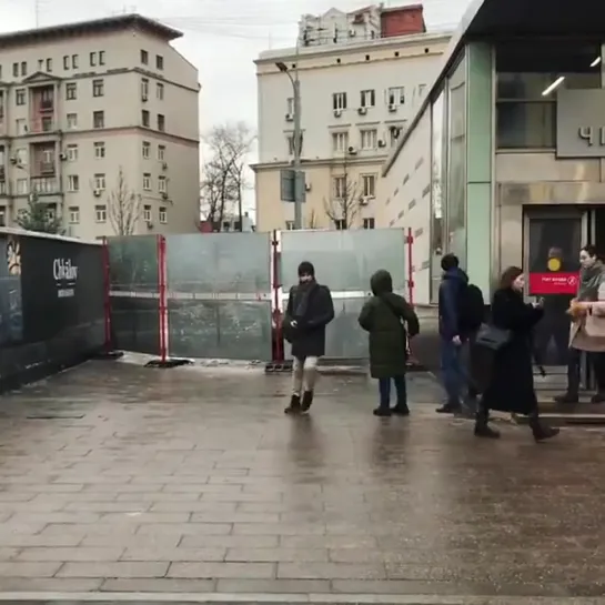 То чувство, когда закрыли выход из метро [Тупой Подкат]