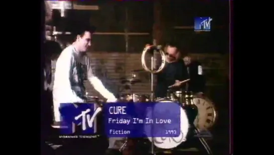 The Cure - Friday I'm in love