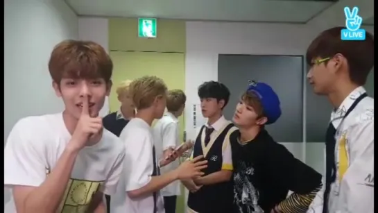 20160713 ROMEO (로미오) - V app -  'Romeo is in the waiting room'