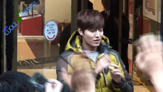 [2013.10.29] Lee Min Ho - Eider Fan Sign(1)