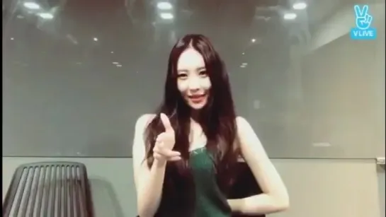 170814 Sunmi teased the «Gashina» choreography @ V Live