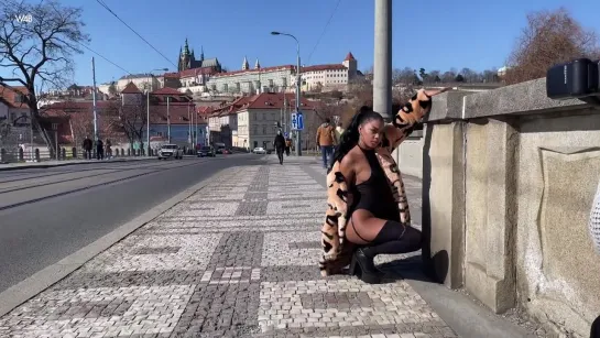 Watch4Beauty Sofi Vega - Sofi in Prague (2022-03-31)