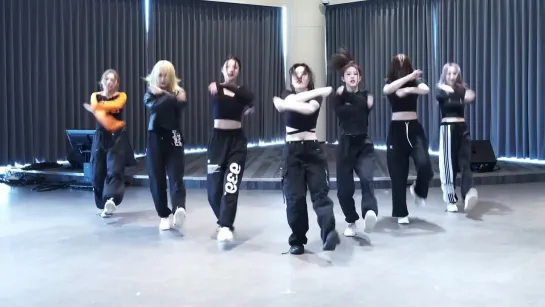 ICHILLIN’(아이칠린) - 'Siren' Dance Practice [Mirrored]