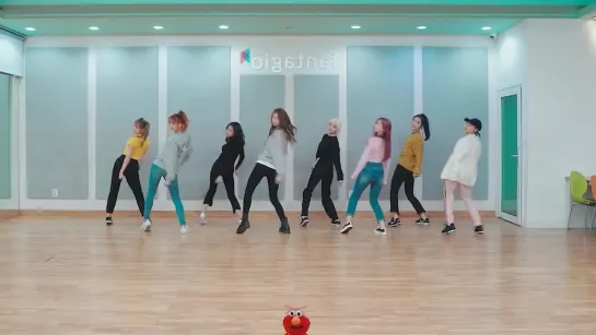 Weki Meki (위키미키) - 'True Valentine' Dance Practice [Mirrored]