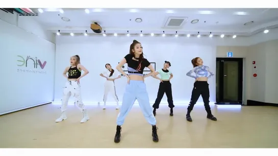 SECRET NUMBER(시크릿넘버) - 'Who Dis?' Dance Practice Moving ver. [Mirrored]