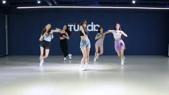 REDSQUARE (레드스퀘어) - 'ColorFull' Dance Practice [Mirrored]