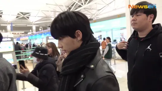 [VIDEO] 191109 Hyunjin @ Incheon Airport