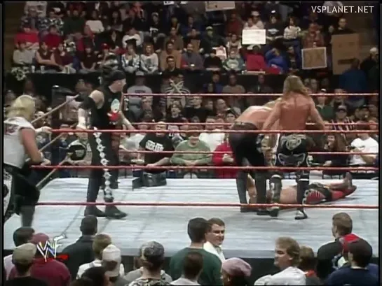 Legion of Doom vs Degeneration X, WWF RAW is WAR 15.12.1997