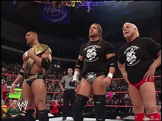 Evolution Reunion: Triple H, Batista, Ric Flair, Randy Orton - RAW 10.12.2007