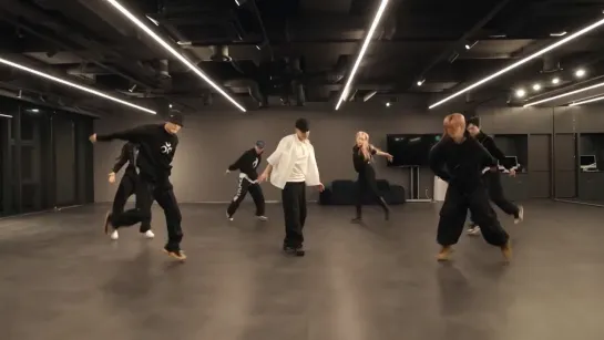 XIUMIN (시우민) - 'Serenity' Dance Practice Moving ver. [Mirrored]