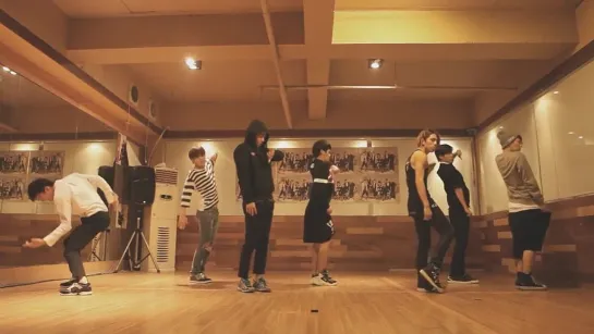 mirrored   INFINITE  back  Dance practice 720