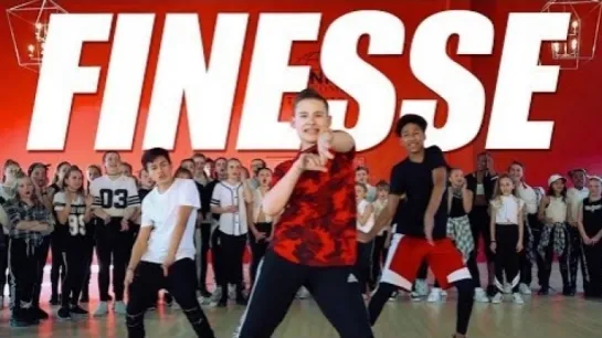 Mini Pop Kids - Finesse (Bruno Mars feat. Cardi B Cover) • Канада