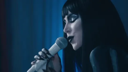 Kat Von D. - VAMPIRE LOVE (2023 Usa)