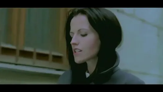 Dolores O'Riordan (The Cranberries) - Ordinary Day (2007)