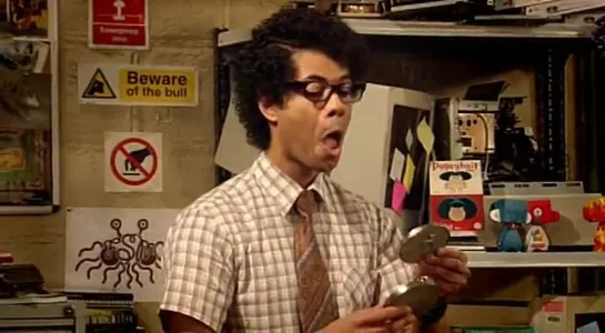 Компьютерщики / The IT Crowd | 1 сезон, серия 1