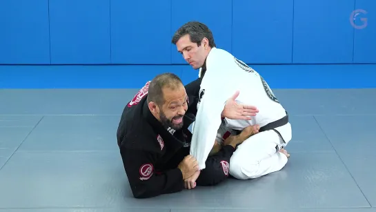 Hélio Soneca - 1 Closed guard into arm-drag