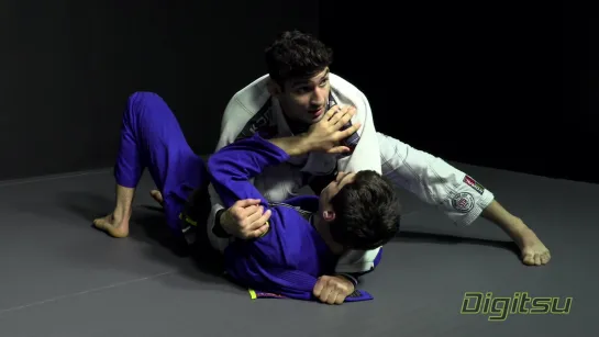 Lucas Lepri KOB 2  - lapel control knee on belly - one handed choke