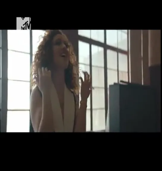 Jess Glynne - Don't Be So Hard On Yourself (MTV Music 24)