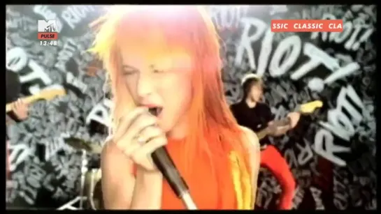 Paramore - Misery Business (MTV Pulse HD) Classic