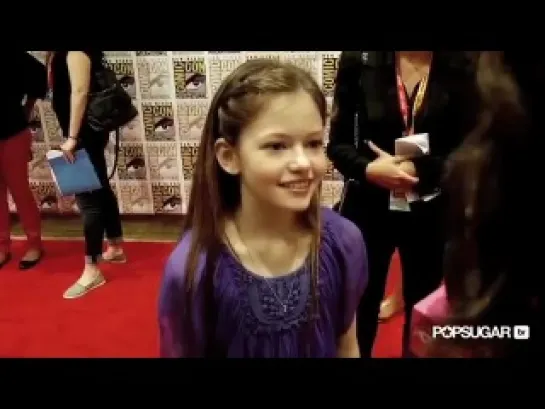 Twilight's Mackenzie Foy Talks Good Parents Rob and Kristen at 2012 Comic-Con