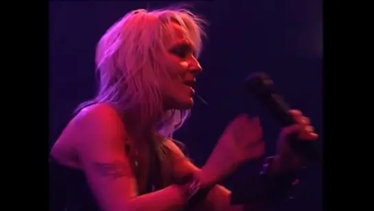 2) DORO - 20 YEARS A WARRIOR SOUL  The Official Concert - Part II (2006)