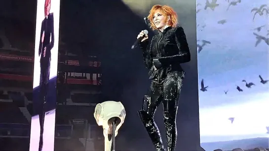 MYLENE FARMER || Intro + Du Temps + Peut-Etre Toi || NeverMore, Lyon || 24.06.2023