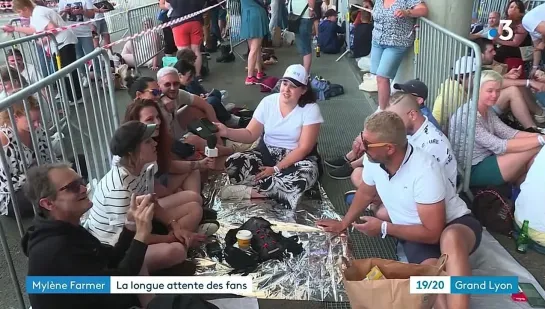 MYLENE FARMER || France 3 Lyon - NeverMore 2023 - les fans au stade de Lyon || 23.06.2023