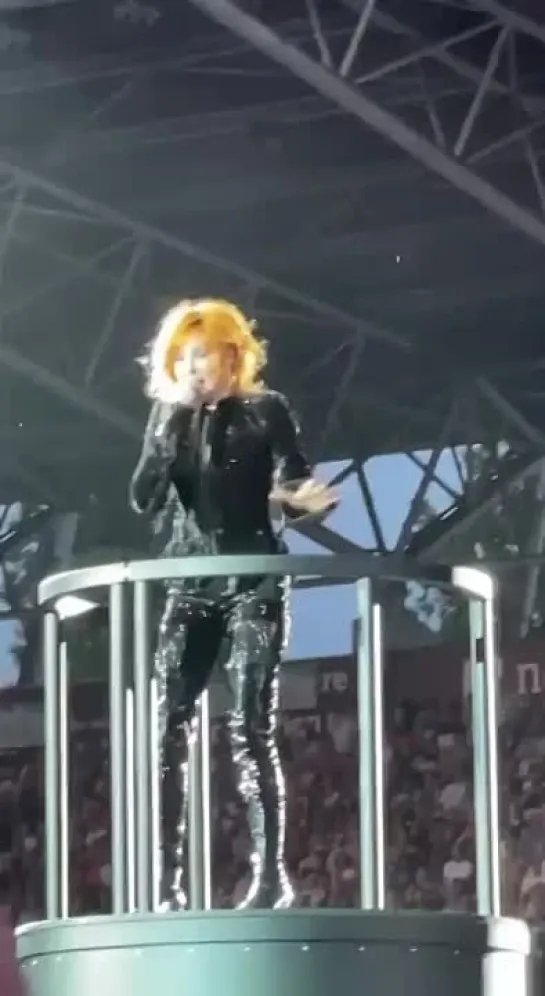 MYLENE FARMER || Peut-Etre Toi || NeverMore, Genève || 17.06.2023