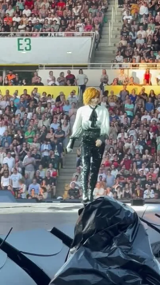 MYLENE FARMER || Libertine || NeverMore, Nantes || 10.06.2023