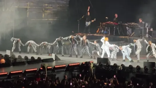 MYLENE FARMER || Sans Contrefaçon || NeverMore, Lille || 03.06.2023