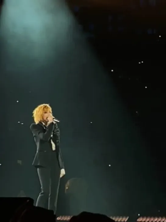 MYLENE FARMER || Rallumer les étoiles || NeverMore, Lille || 03.06.2023