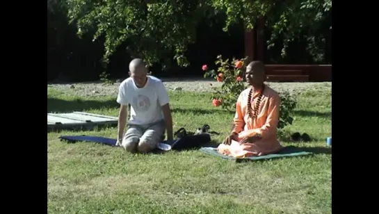 5_Swami Samarpanananda Saraswati - Asanas and Pranayama Practice