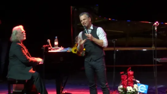 Bruno Pelletier & Guy St-Onge -Barbara Streisan, Somewhere (8.12.2015. Москва. ММДМ)1