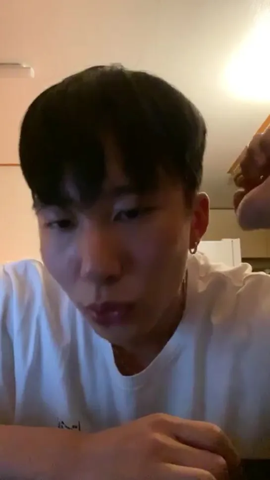 [INSTAGRAM LIVE: 200726] JUDE