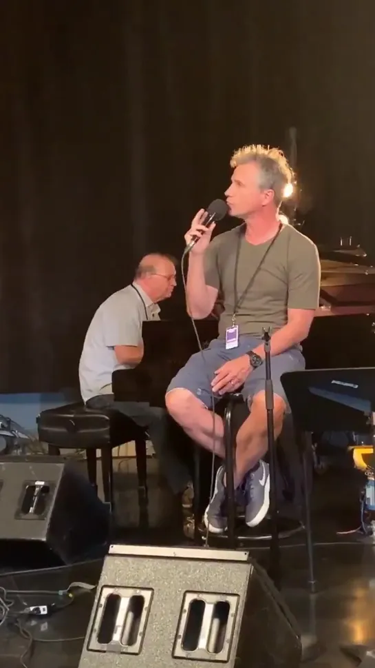 Bruno Pelletier - Pour la dernière de js tendresse sur #icimusique avec l’incomparable @girardje et la superbe Martine st-Claire