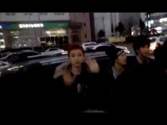 [FANCAM] 121202 Mini Fanmeeting a la salida de Inkigayo @ BIGSTAR