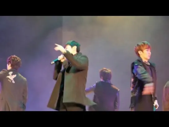 [FANCAM: 131221] BIGSTAR - Standing Alone @ Lotte World Garden Stage