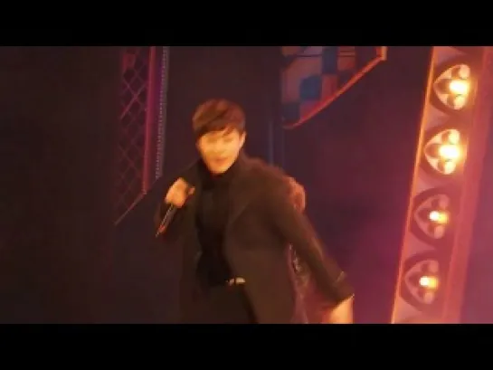 [FANCAM: 131221] BIGSTAR - Run & Run @ Lotte World Garden Stage