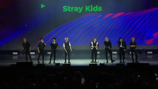 [VIDEO] 220116 Stray Kids - Back Door + MIROH + Thunderous @ EXPO DUBAI 2020