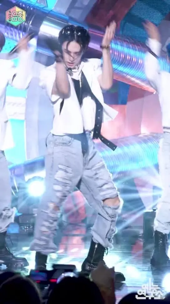 [FANCAM] 230603  HYUNJIN - S-Class @ Show! MusicCore